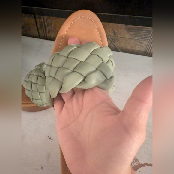 Forever 21 Women's Green Woven Heeled Sandals Nwot - Picture 7 of 9